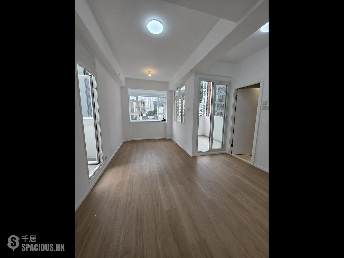 Wan Chai - Vincent Mansion High Block 01