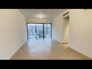 Mid Levels Central - 22A, Kennedy Road 05