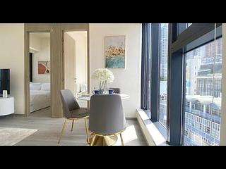 Sai Ying Pun - The Queens 06