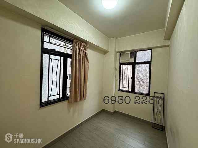 Wan Chai - Sam Yuen Mansion 07
