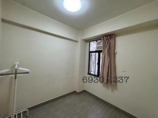 Wan Chai - Sam Yuen Mansion 08