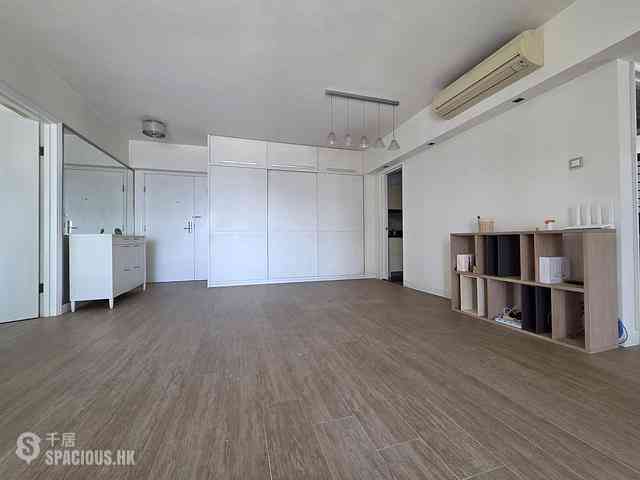 West Kowloon - The Waterfront Phase 2 Block 7 14