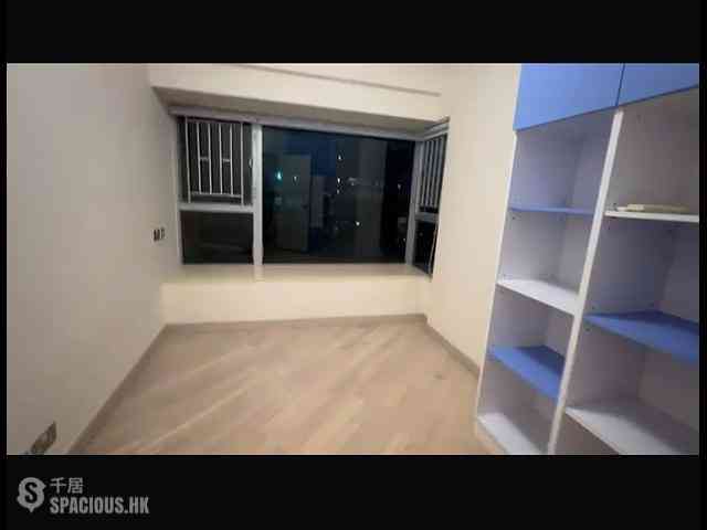 West Kowloon - The Waterfront Phase 2 Block 7 12