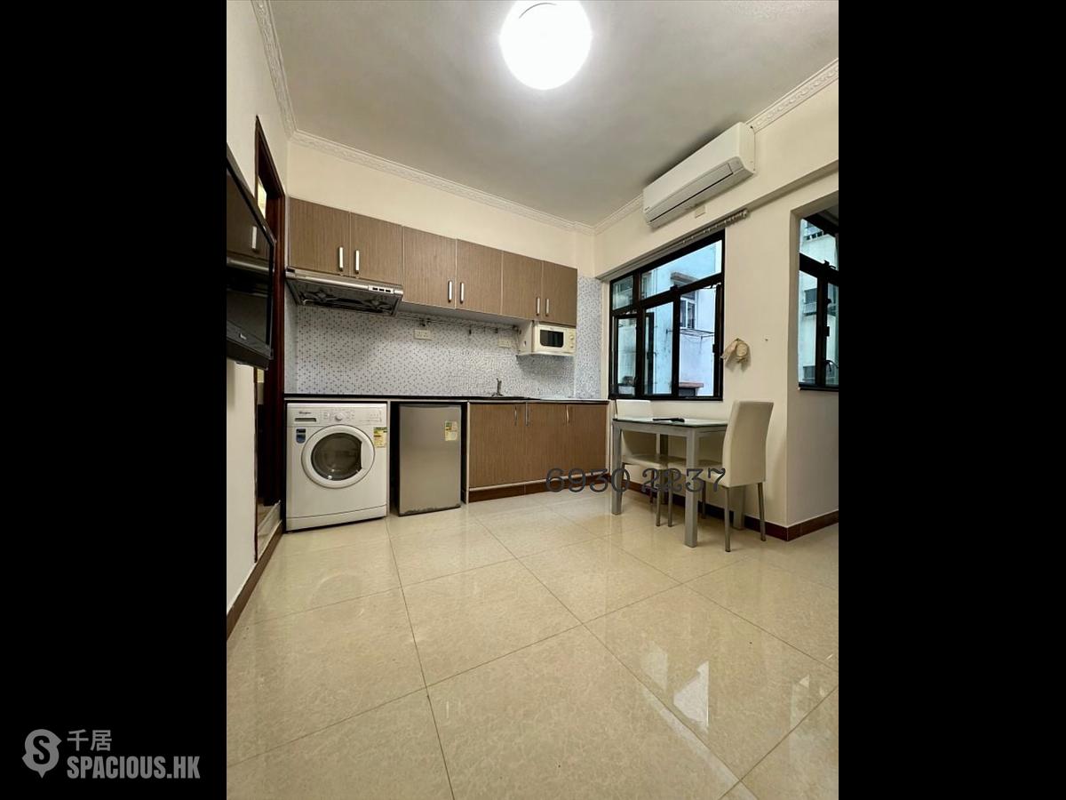 Wan Chai - 20, Tai Wong Street East 01