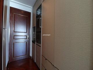 Wan Chai - The Avenue Phase 2 04
