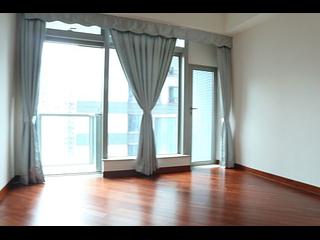 Wan Chai - The Avenue Phase 2 07