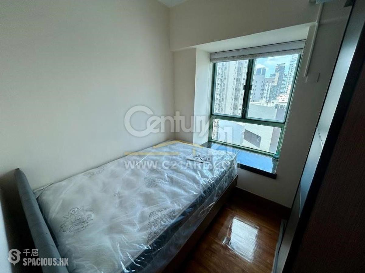 Wan Chai - Royal Court 01