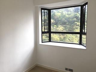 Tai Hang - Ronsdale Garden 08