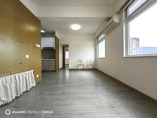 Tai Hang - Gold King Mansion 02