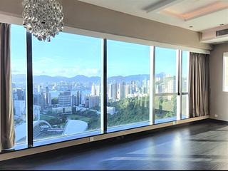 Happy Valley - The Colonnade 02