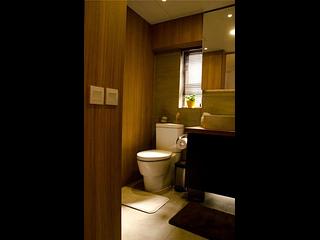 Kennedy Town - Hau Wo Court 06