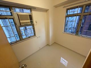 Sai Ying Pun - Fung Yat Building 03