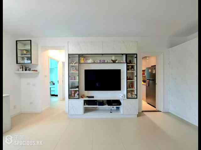 Tung Chung - Caribbean Coast Phase 2 Albany Cove 04