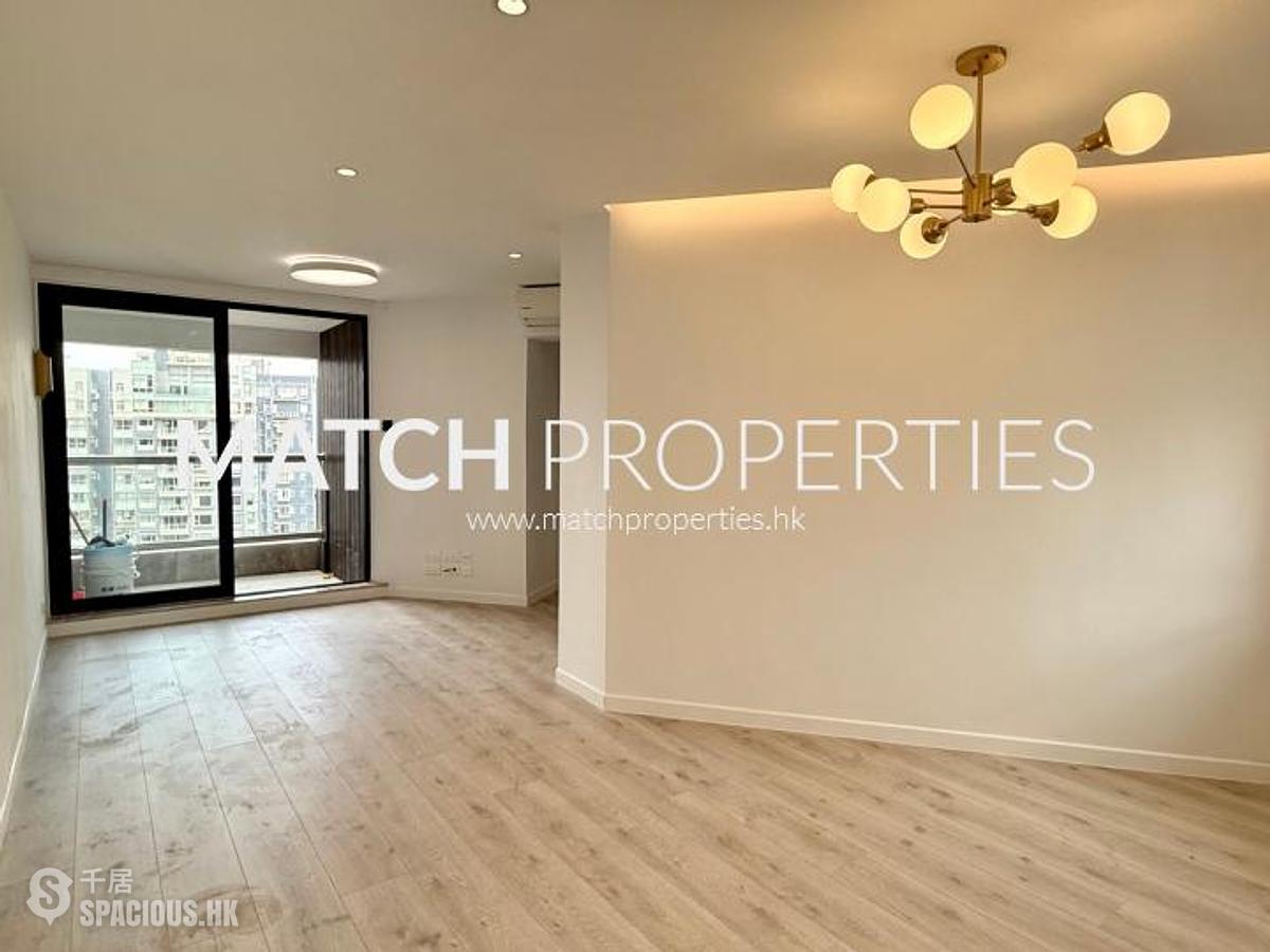 Soho - Albron Court 01