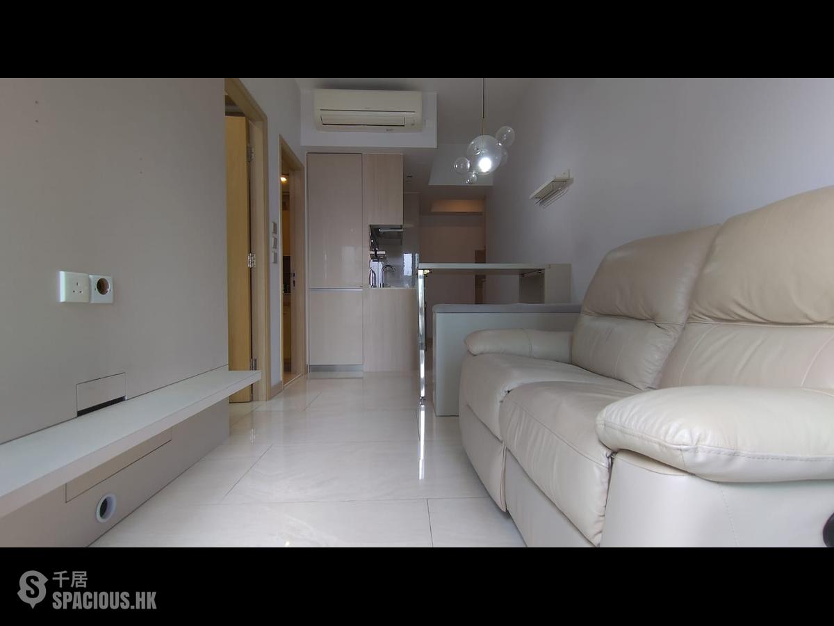 Sai Ying Pun - King's Hill 01