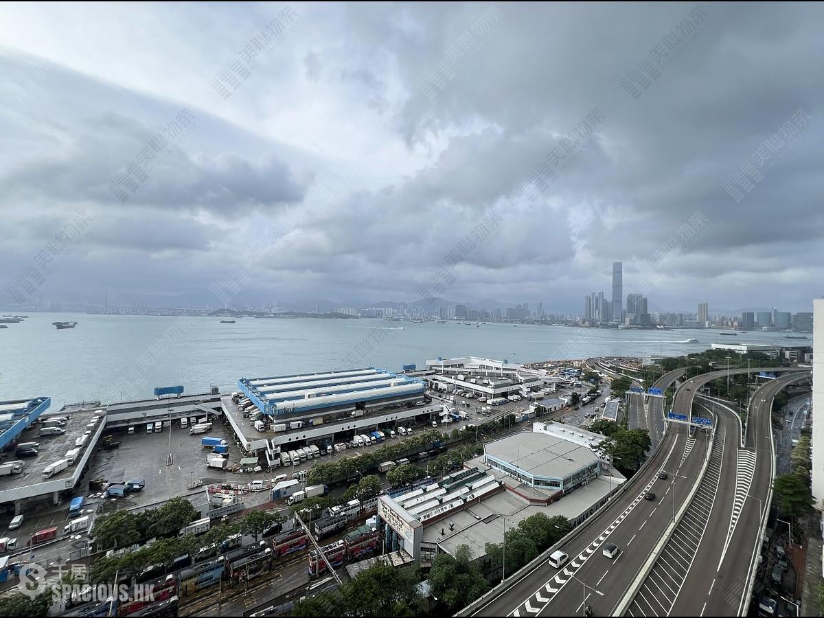 Shek Tong Tsui - Upton 01