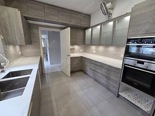 Mid Levels Central - Garden Terrace 10