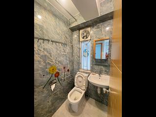 Kennedy Town - Pearl Court 10