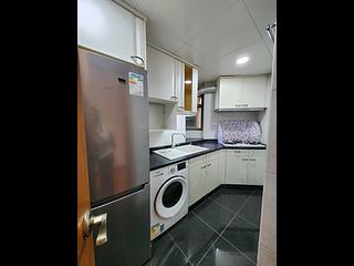 Tai Kok Tsui - Park Avenue Central Park Block 2 07