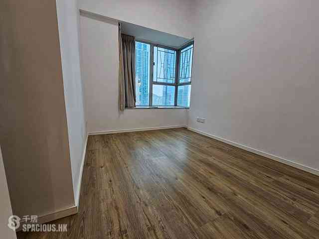 West Kowloon - The Waterfront Phase 2 07