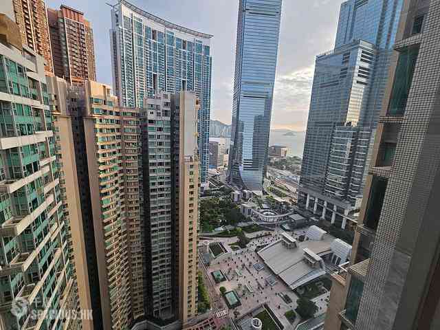 West Kowloon - The Waterfront Phase 2 02