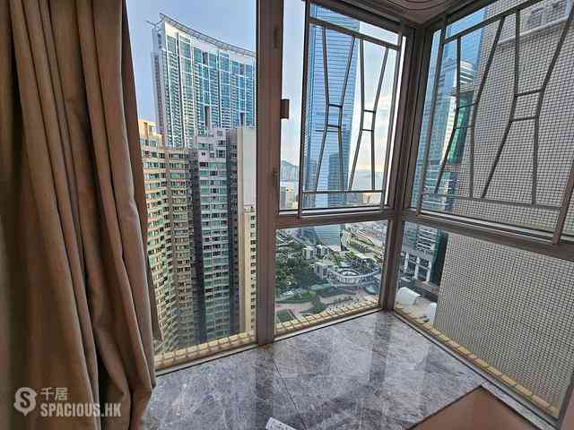 West Kowloon - The Waterfront Phase 2 12