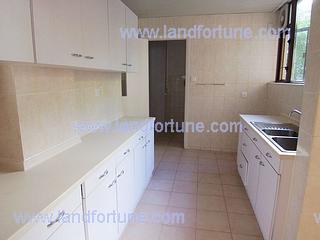 Repulse Bay - South Bay Villas 03