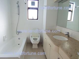 Repulse Bay - South Bay Villas 05