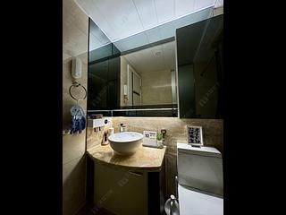 Tsuen Wan - Chelsea Court Tower North (B2) 09