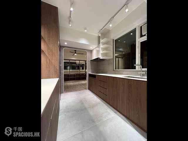 Wan Chai - Linfond Mansion 14