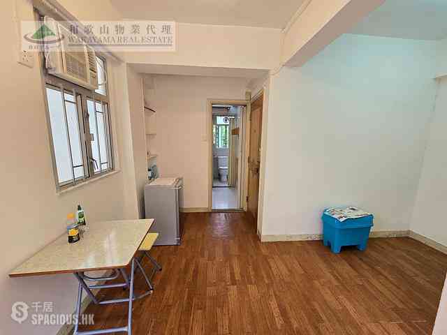 Sai Ying Pun - 105-107, High Street 04