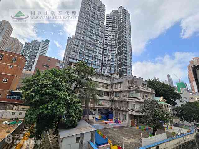 Sai Ying Pun - 105-107, High Street 06
