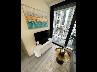 Sai Ying Pun - The Queens 04