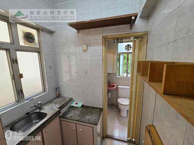 Sai Ying Pun - 105-107, High Street 13