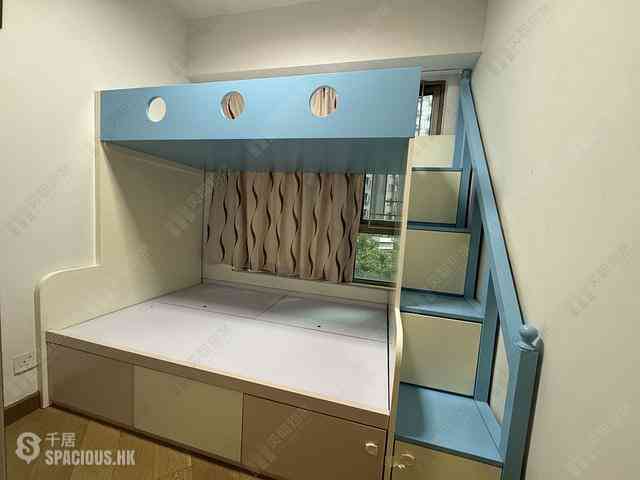 Tsuen Wan - Parc City Block 3 02