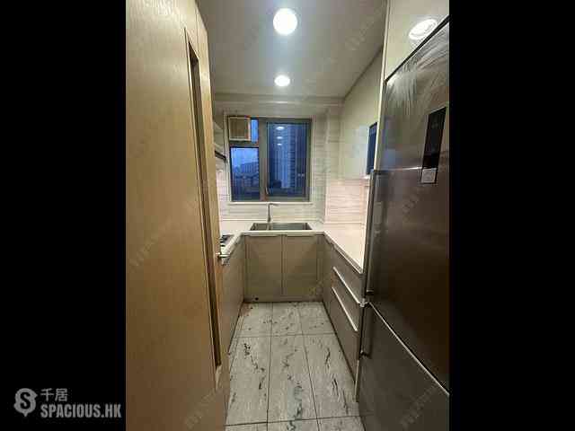 Tsuen Wan - Parc City Block 3 12