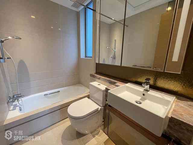Tung Chung - Century Link Phase 1 Tower 5B 06