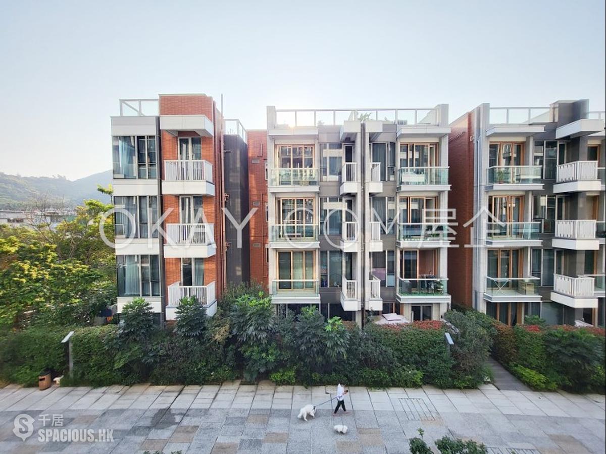 Clear Water Bay - Mount Pavilia 01