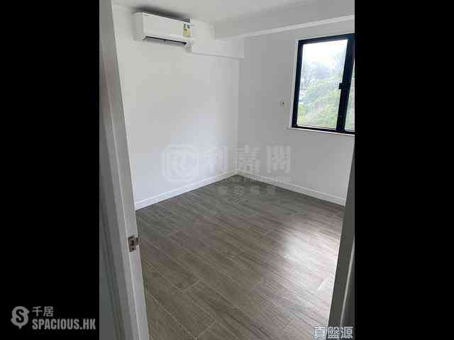 Stanley - Beach Pointe Block A 09