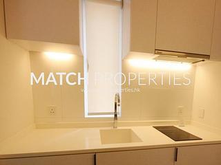 Mid Levels Central - Windsor Court 04