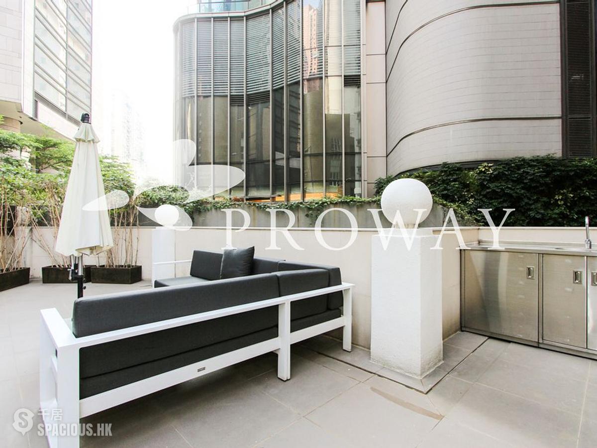 Mid Levels Central - Windsor Court 01