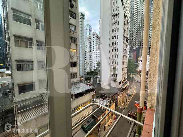 Poho - 152-154, Hollywood Road 02