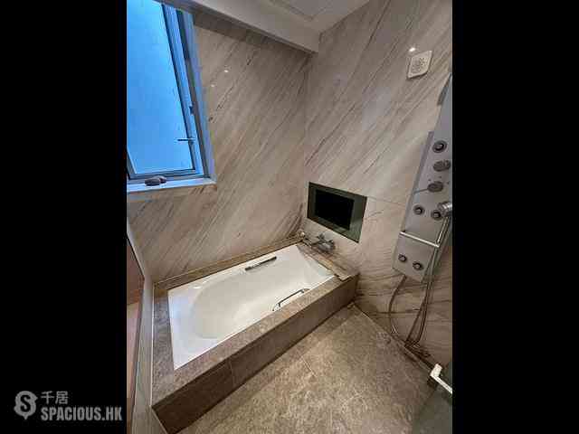 Tai Kok Tsui - Imperial Cullinan Seaview (Tower 2) 12