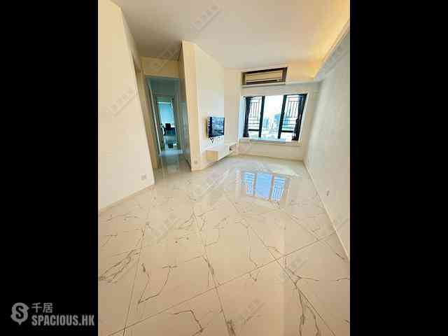 Tai Kok Tsui - Island Harbourview Block 9 03