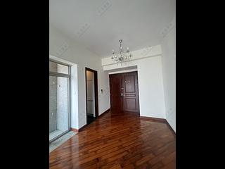 Tai Kok Tsui - The Hermitage Block 2 04