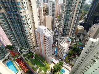 Wan Chai - The Avenue Phase 2 Block 2 07