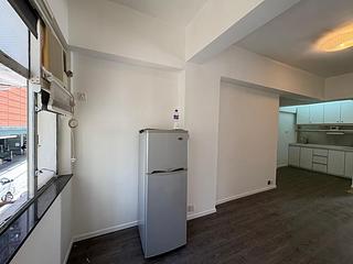 Sai Ying Pun - 75, First Street 04