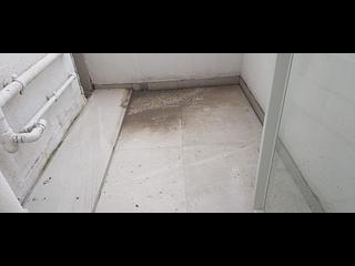 Wan Chai - Vincent Mansion 04