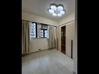 Wan Chai - Sun Hey Mansion 06