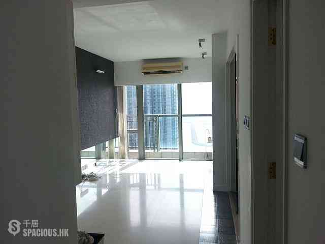 Tai Kok Tsui - Hampton Place Tower 2 02